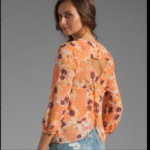 Dolce vita Daisy Blouse in Coral Size Small